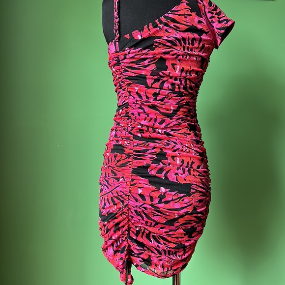 ❤️❤️NWOT Moda International Single Strap Dress❤️❤️ - Picture 2 of 9